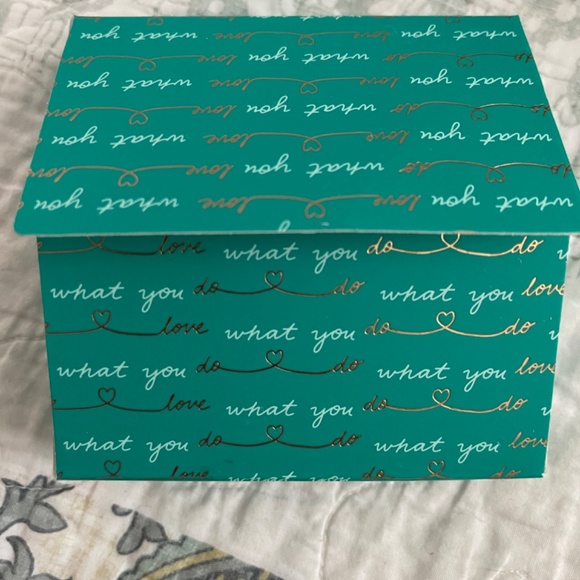 Stella & Dot Earrings - Picture 4 of 4